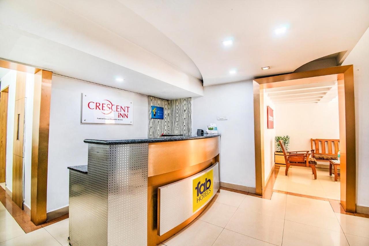 Hotel Crescent Inn Ченнаи Экстерьер фото